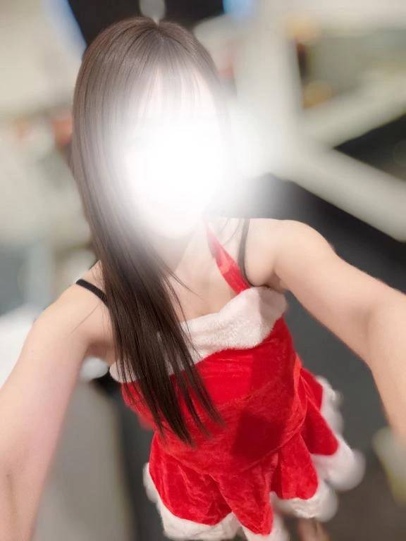 ルナ【抱きしめたくなる甘色天使】