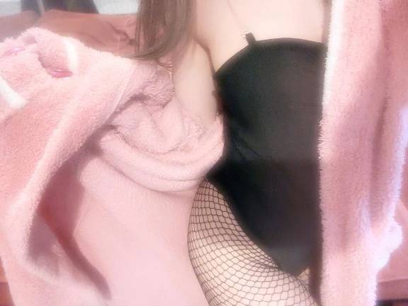 ツバキ【異貌な姫の禁断の密事】