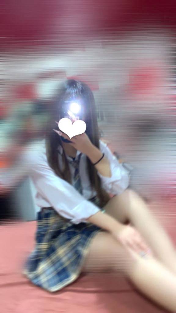 ノエル【三次元美少女との秘密の密事】