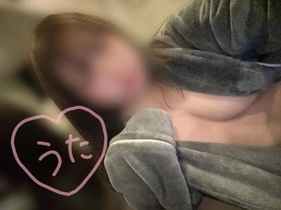 ウタ【全身でイく女】