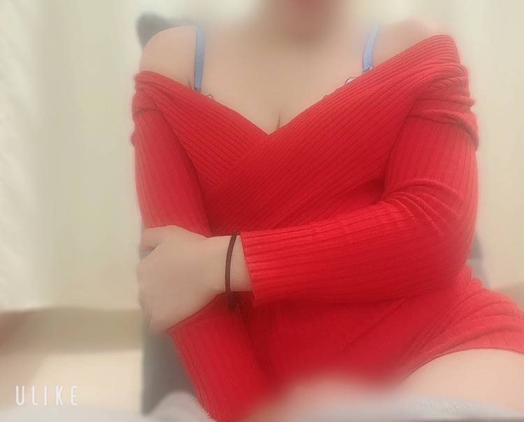 本日、即プレイ、全裸入室無料です♡