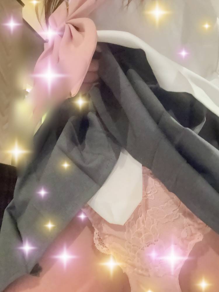 今日は制服です(*´³`*) ㄘゅ