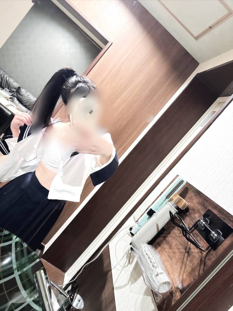 今日この服で行きます💕