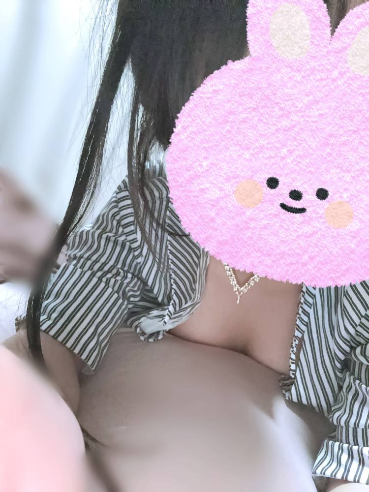 今日19時半から1時までご予約お願いします🌸