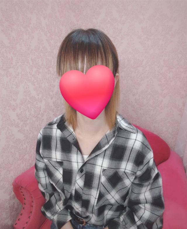 まこ 体験入店（うれっこ娘フレル）