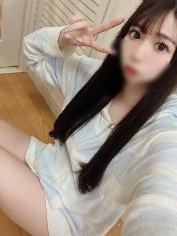 みるく【ｴﾛｶﾜ美女と秘密の時間