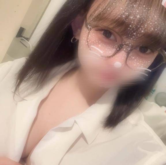 らむ【最高のロリ巨乳美少女】