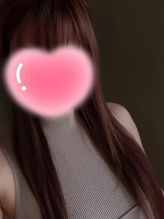 えれな【美しさに心掴まれる】