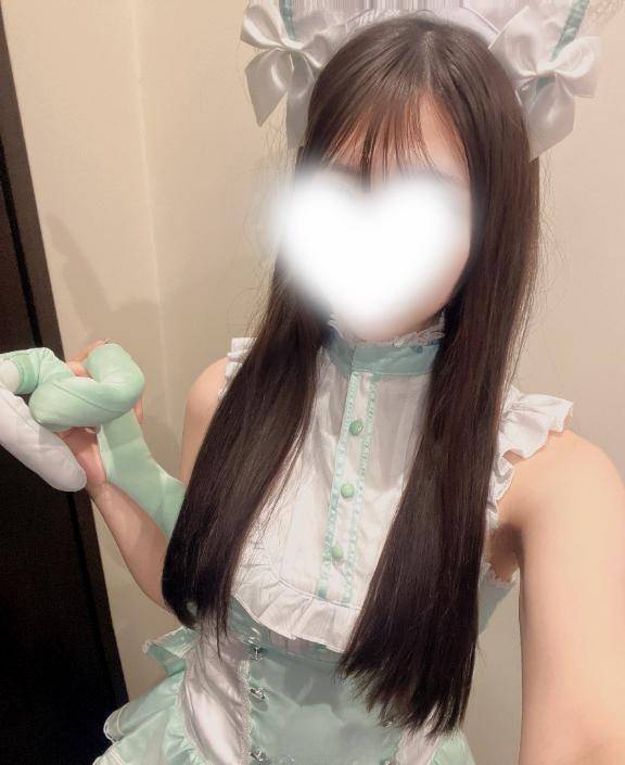 みるく【ｴﾛｶﾜ美女と秘密の時間