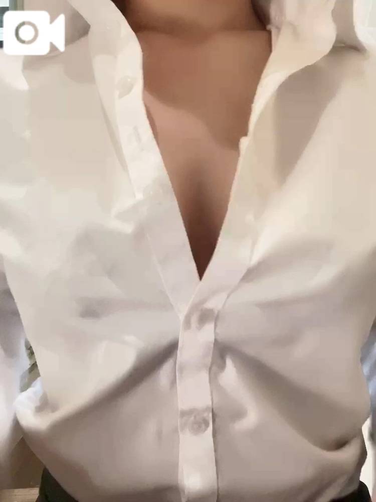 おはよー(,,•﹏•,,)