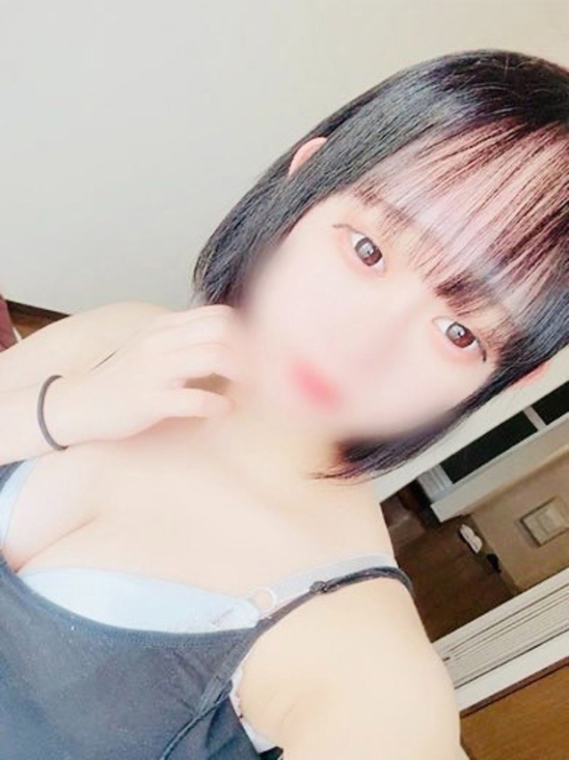 らむ【最高のロリ巨乳美少女】