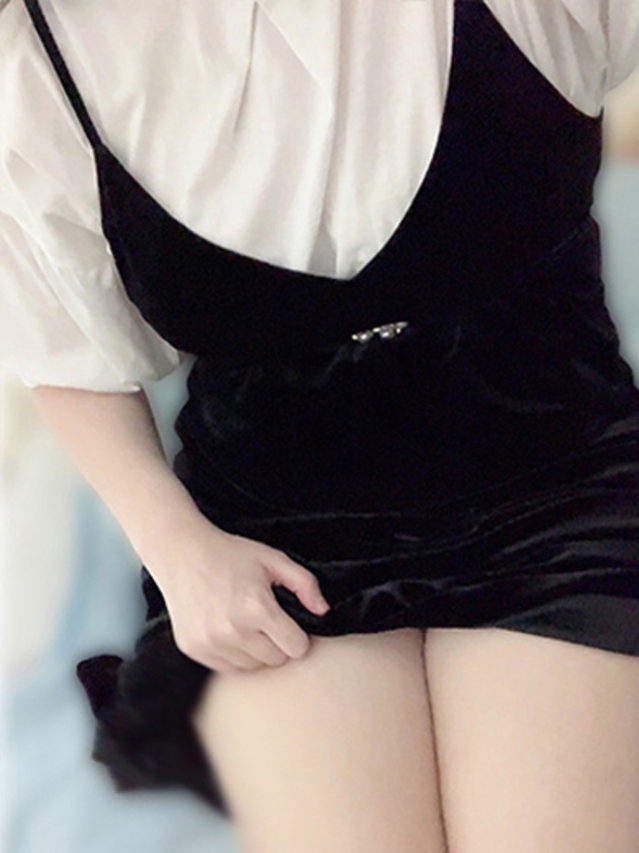 ちはる【規格外の美巨乳エロボディ！】