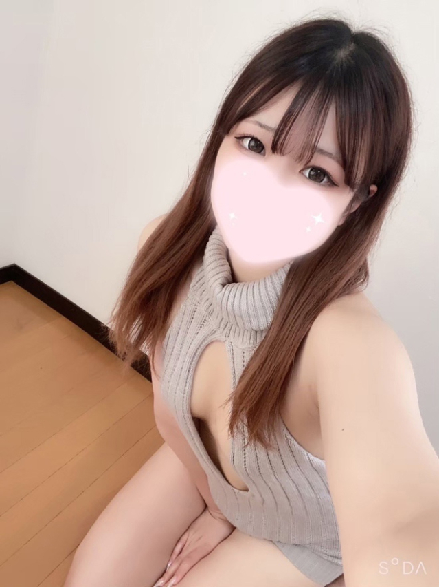 まお【男を濃厚舌技で虜にする美女♡】