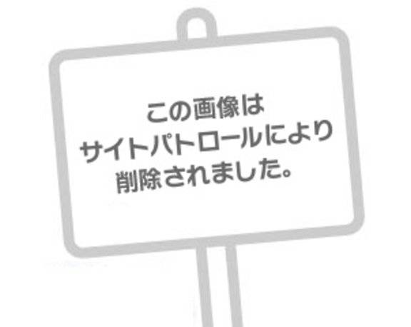 ? まん肉とエッチな…はみ出ちゃう ?
