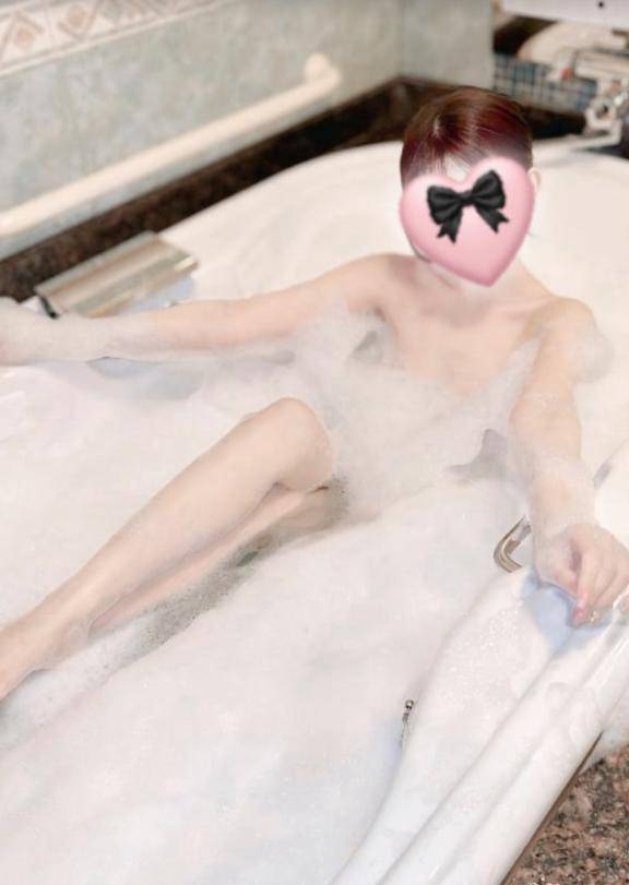 乳首の診察はじめます?