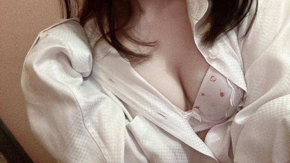 みいゆ☆色白で清楚な雰囲気☆