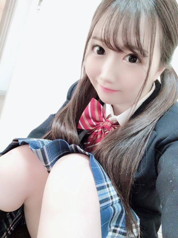 パンツを見せるだけの簡単なお仕事です