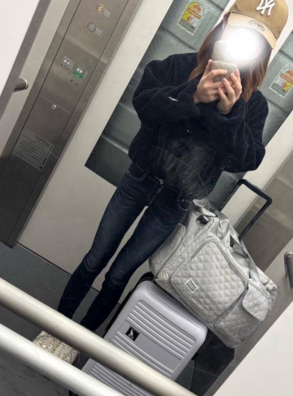 もみじ☆くびれ際立つ小悪魔