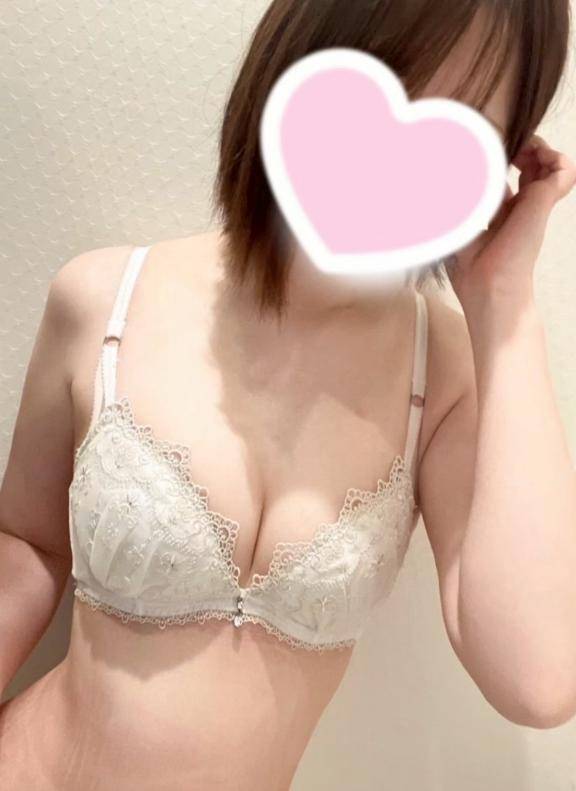 みいゆ☆色白で清楚な雰囲気☆