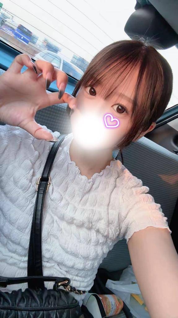 ゆりあ☆小柄な甘えんぼ♡