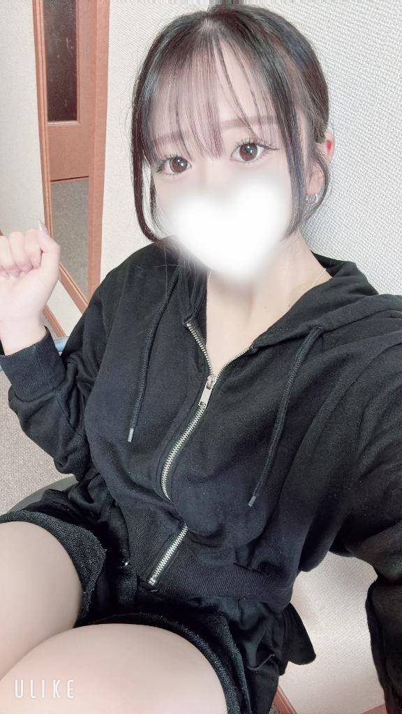 ゆりあ☆小柄な甘えんぼ♡