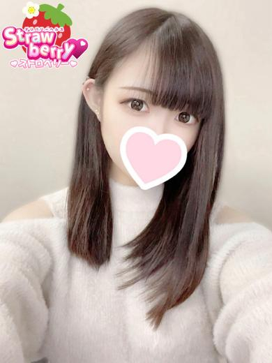 まよ☆色白で猫目が魅力的☆