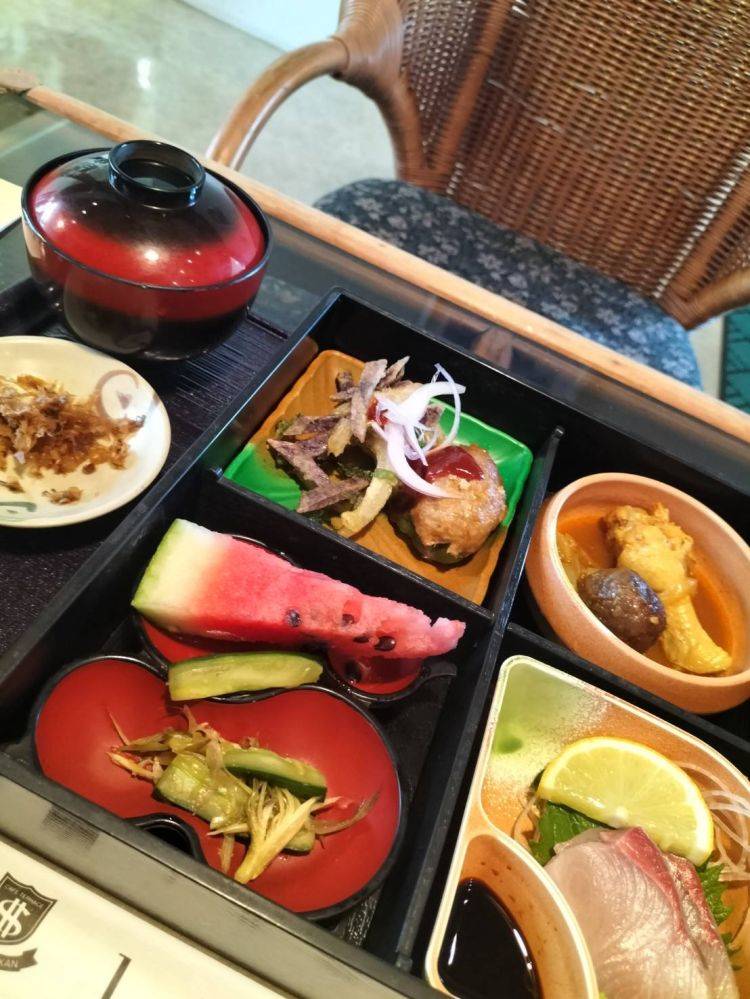 皆様おはようございます★今日は高知にいます