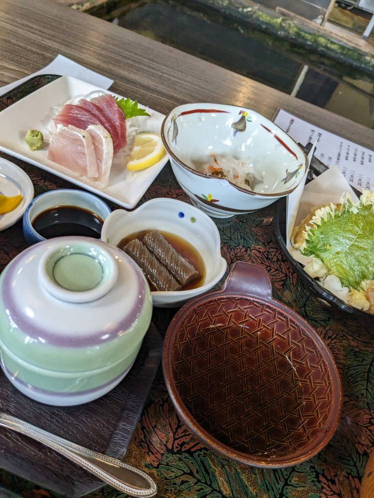 徳島在籍決まって徳島いますが店舗よりは私用でバタバタしてる（徳島は店舗夜中で良い笑）