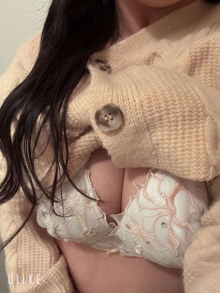 な な(新人)(激安デリヘル借金妻(大洲・宇和))