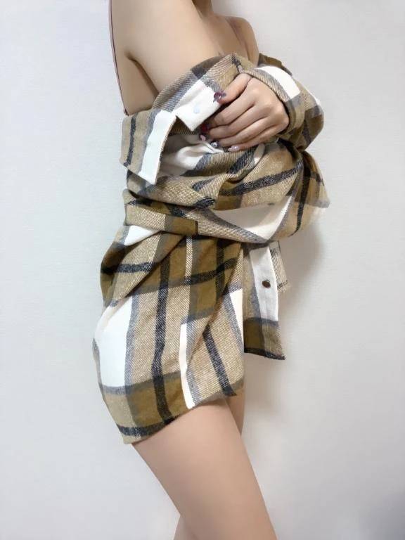 りま（タレント）