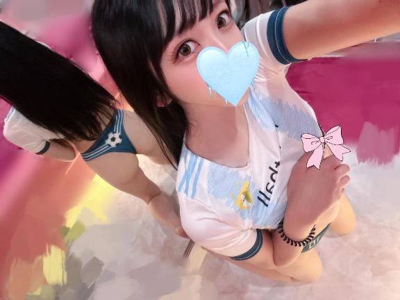 チャームポイントは…🍑