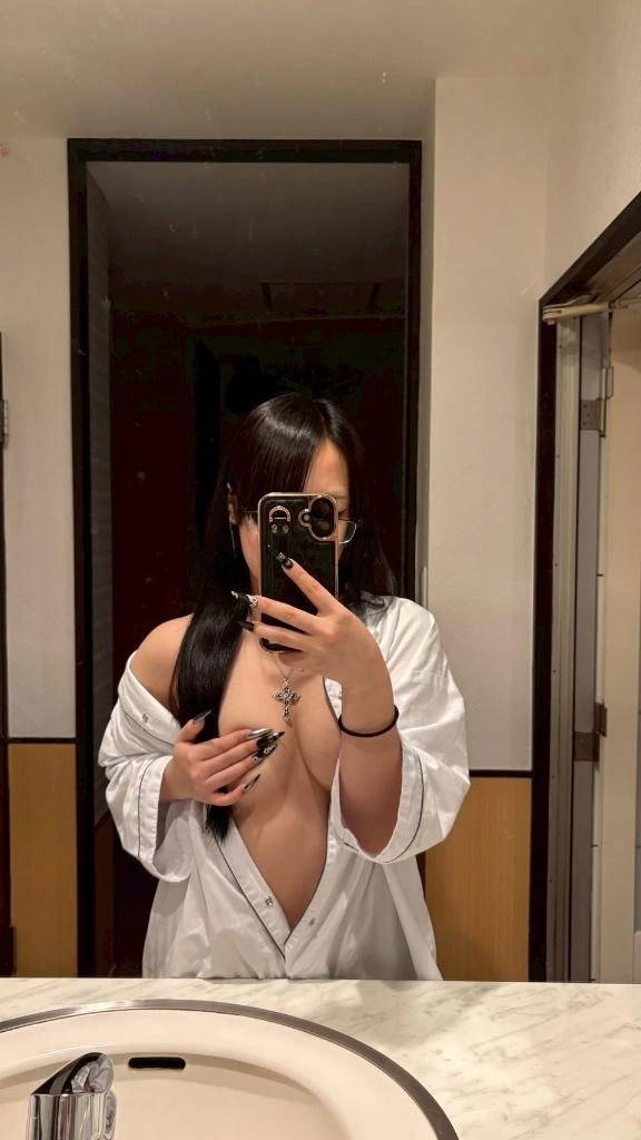 ﾊﾟﾝﾊﾟﾝ♡♡