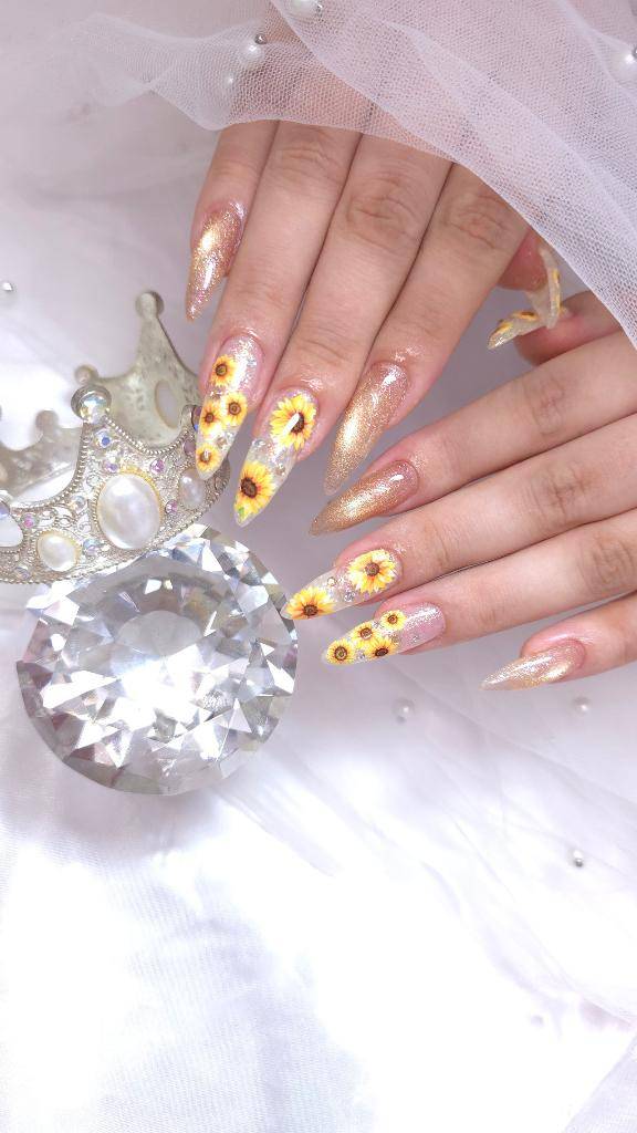 夏ネイル💅🩷