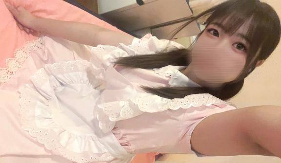 今日はピンクメイドさん🎀💞
