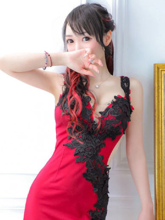 なおか（タレント）