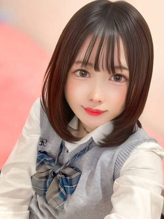 ろあ（タレント）