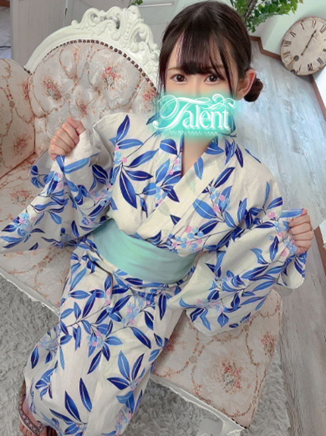 てぃな（タレント）