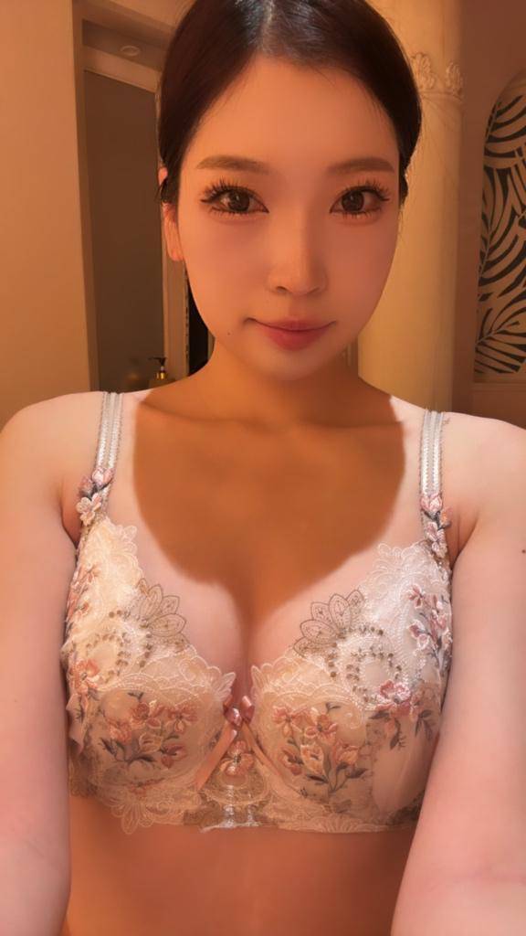 美乳💗