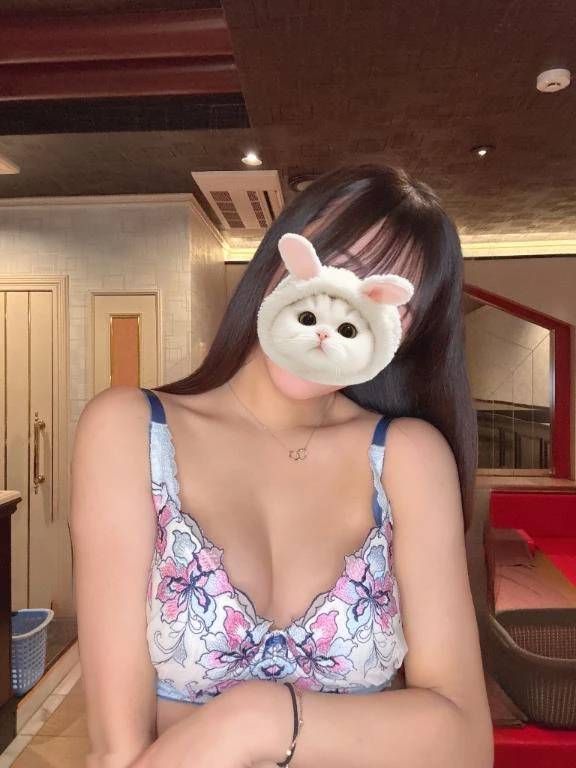 指先で。。🤍