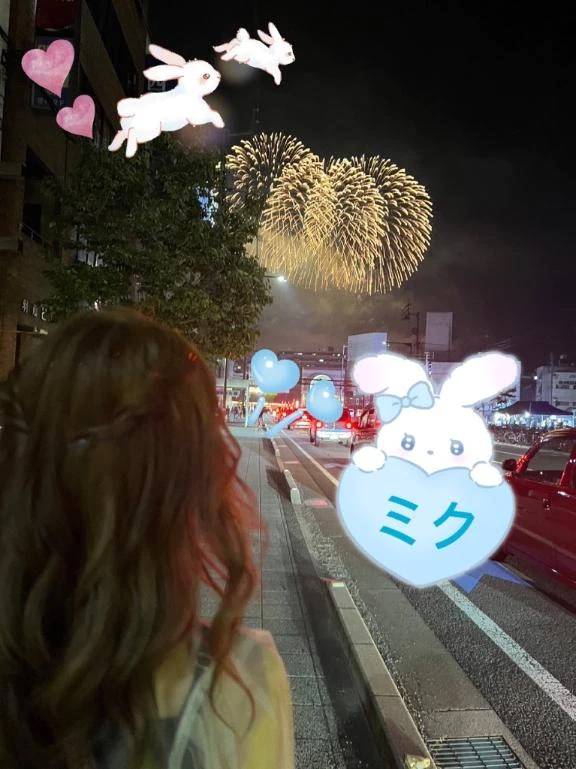 暗髪にしてみました🐰💙