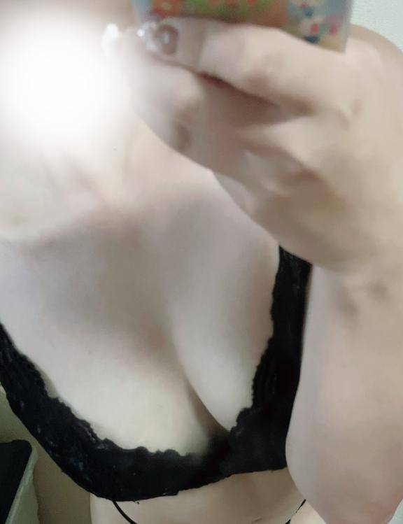 ギャップがえっちすぎるお兄さんと濃厚80分…///