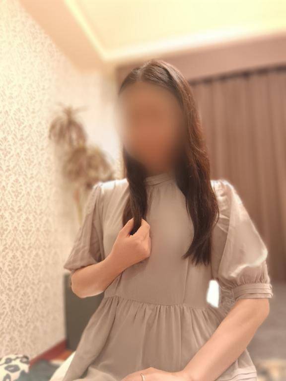 ゆりな