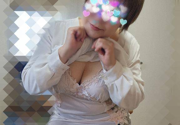 日向京子【WOMAN】