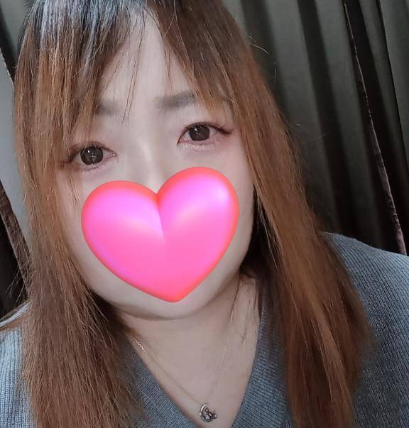 秋葉かりん【WOMAN】