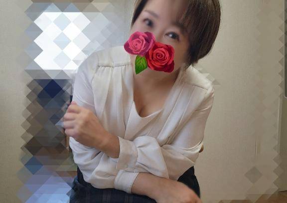 日向京子【WOMAN】