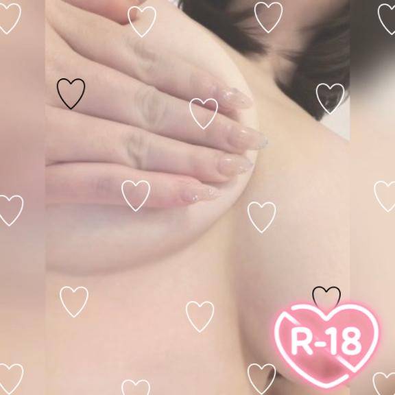 ここな【CHUBBY】