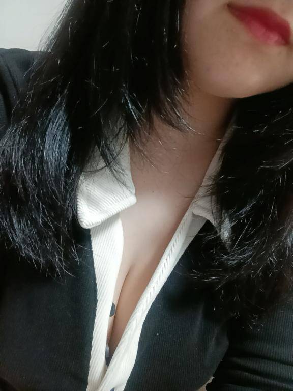 チラッ