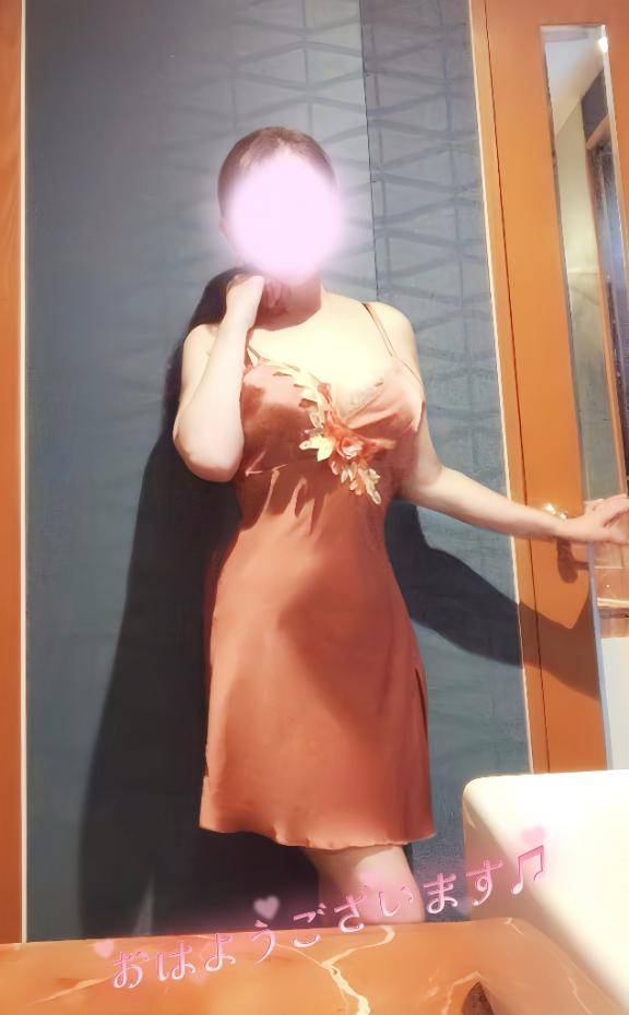 黒木まな【WOMAN】