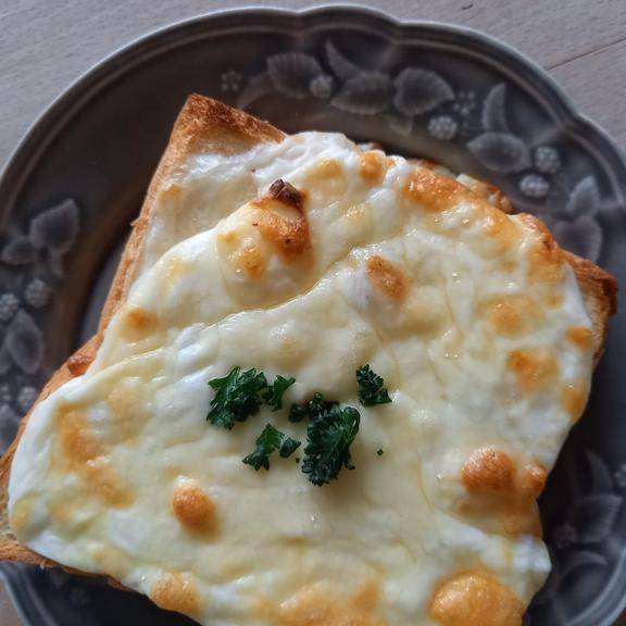 グラタンパン。