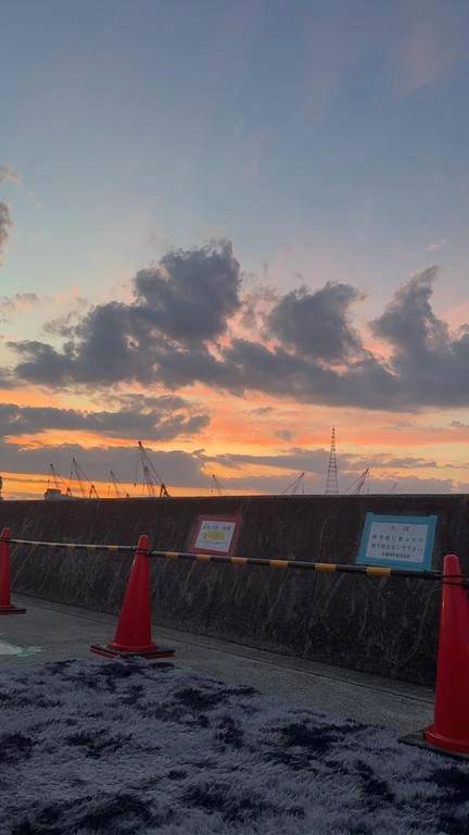 明日10時から14時います！